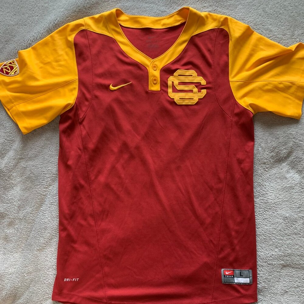 Nike Dri-Fit USC Trojans Player-Issued Batting Practice Jersey. Large.